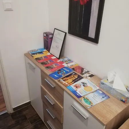 Kis Becsi Apartman *