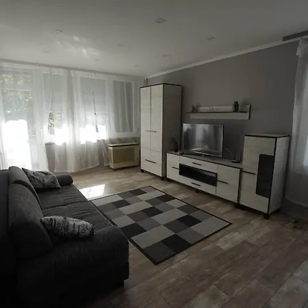 Apartment Kis Becsi Apartman Szeged