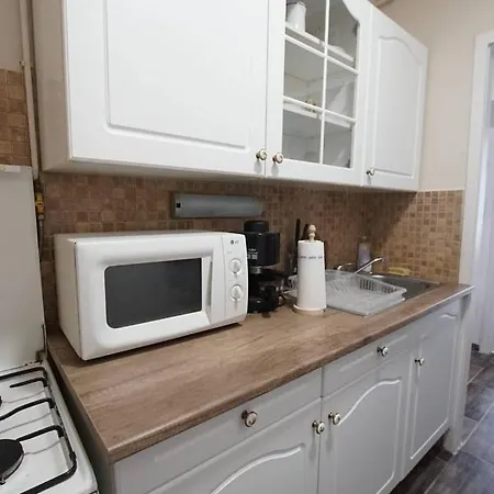 Kis Bécsi Apartman * Szeged